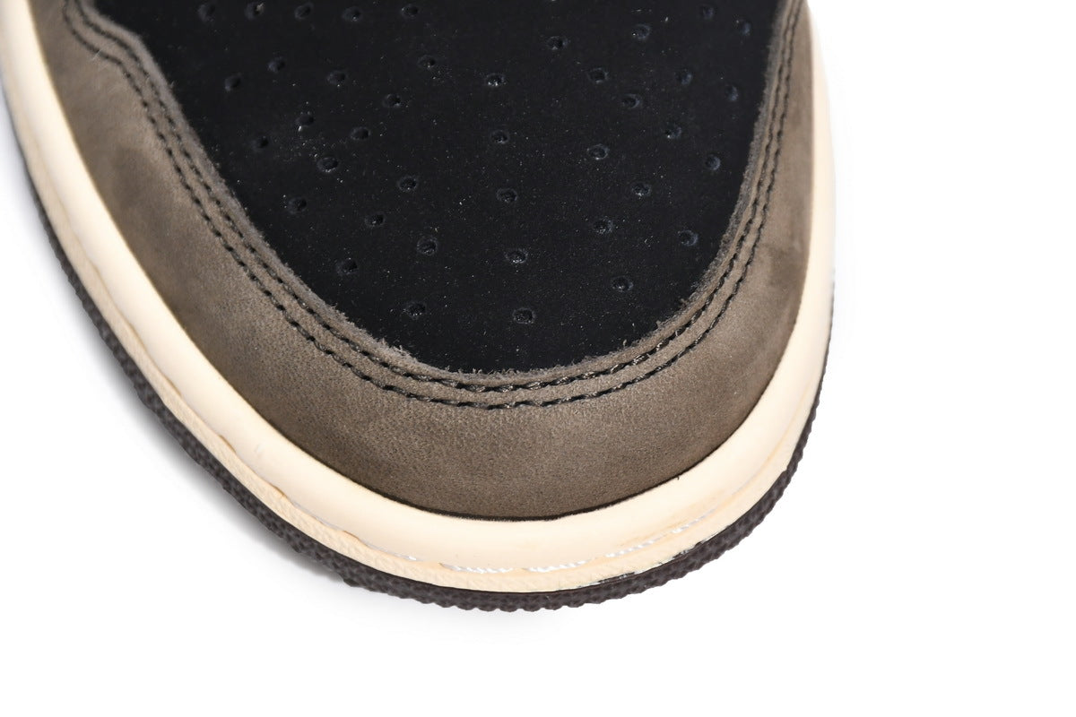 Travis Scott x Air Jordan 1 Low Dark Mocha CQ4277-001 2