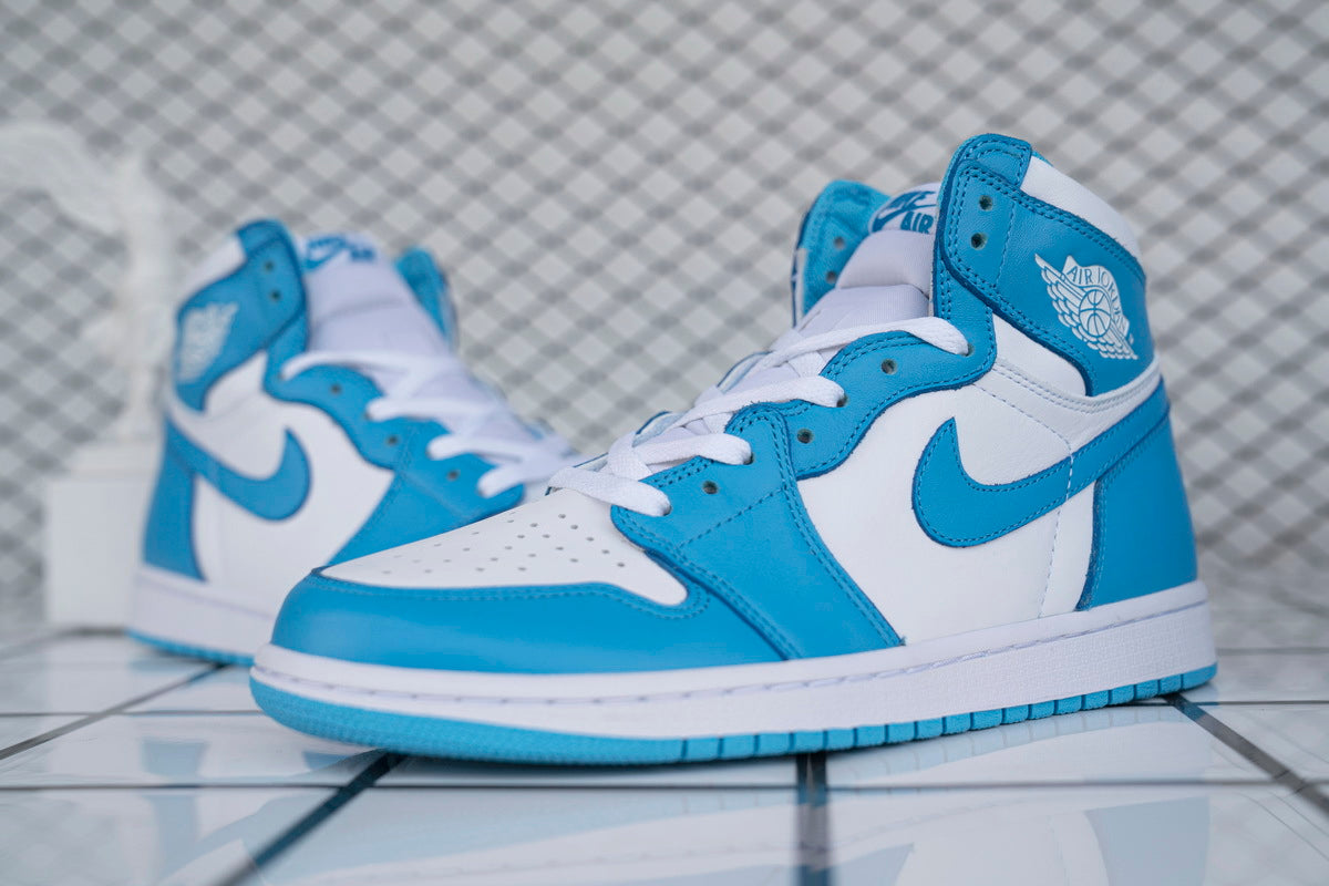 Air Jordan 1 Retro UNC Reps Sneaker 555088-117 2