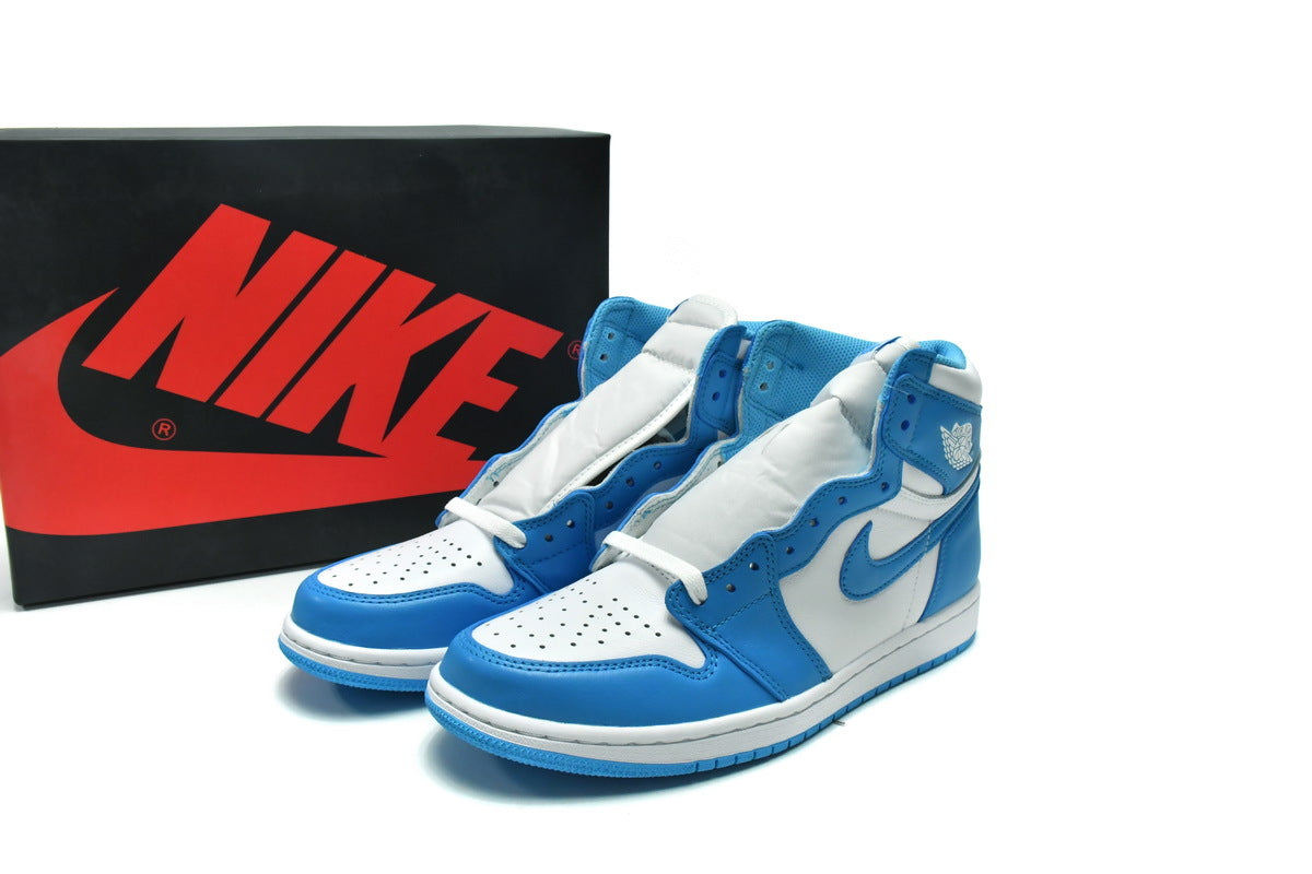 Air Jordan 1 Retro UNC Reps Sneaker 555088-117 2