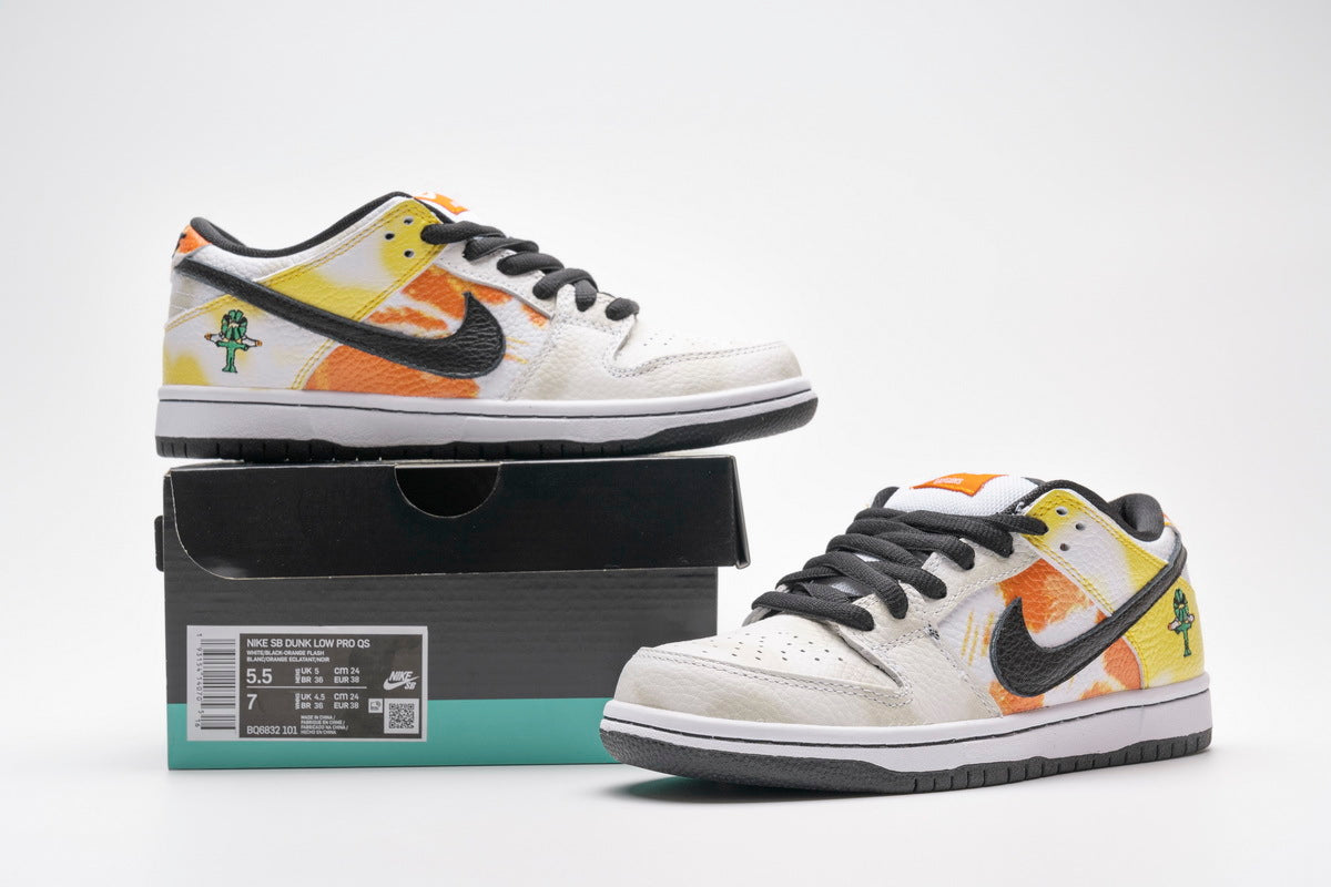 Nike SB Dunk Low Raygun Tie-Dye White Reps Sneaker BQ6832-101 2