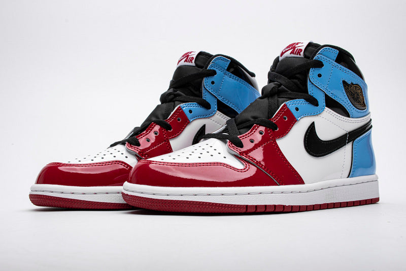 Air Jordan 1 Retro High Fearless UNC Chicago Reps Sneaker CK5666-100 2