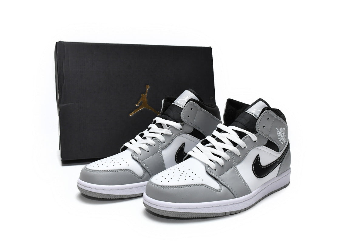 Air Jordan 1 Mid Light Smoke Grey Reps Sneaker 554724-078 2