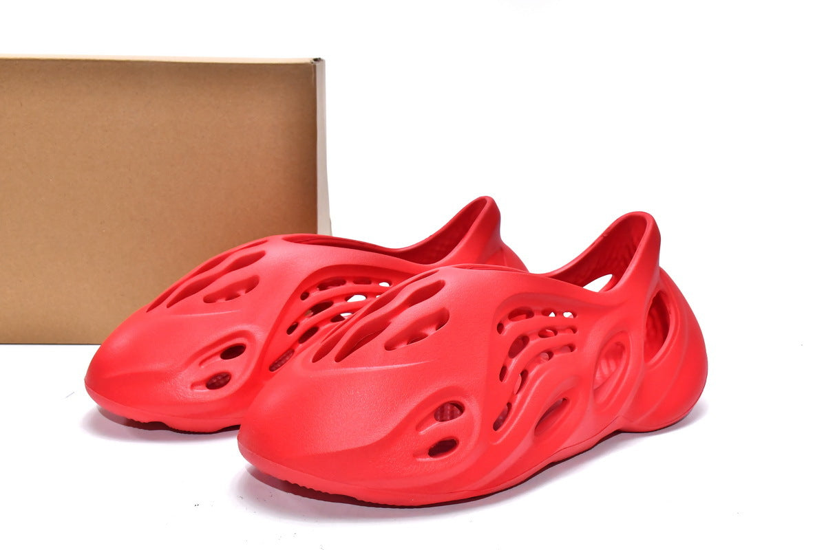 Adidas Yeezy Foam RNNR Vermillion Reps Sneaker GW3355 2