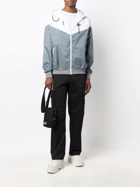 Nike Windbreaker in a colour-block design