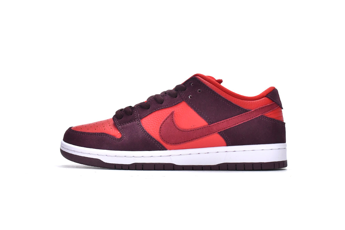 Nike Dunk Low Cherry Reps Sneaker DM0807-600