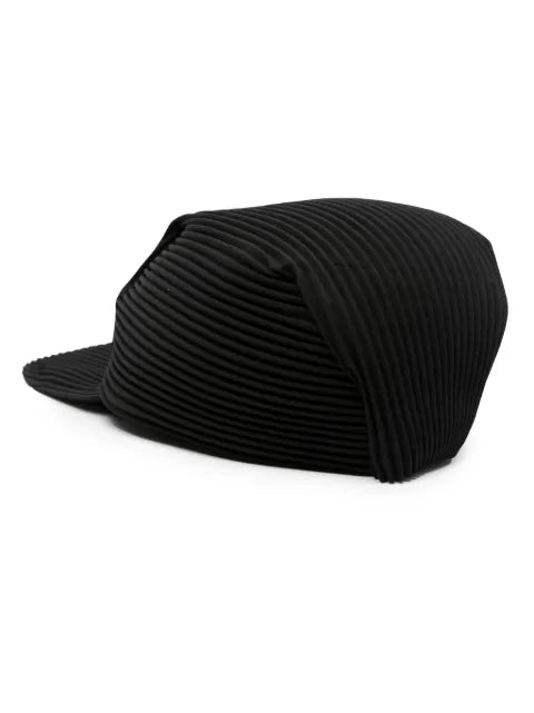 Homme Plissé Issey Miyake Plissierte Baseballkappe