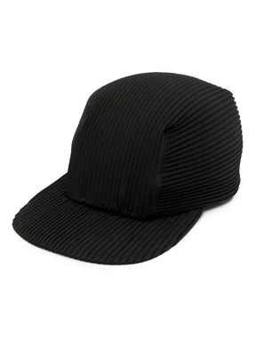 Homme Plissé Issey Miyake Plissierte Baseballkappe