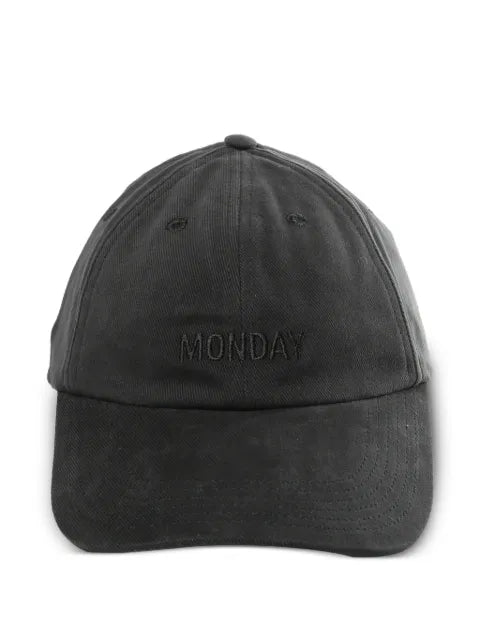 VETEMENTS Monday Baseballkappe