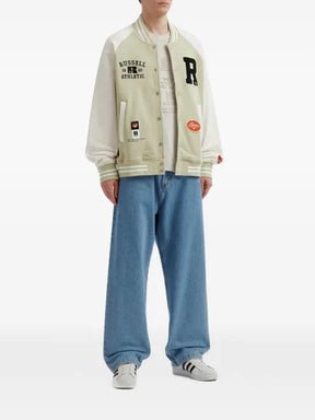 izzue logo-patch sweatshirt