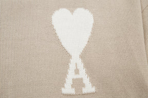 HEART SWEATER CREAM (UNISEX)
