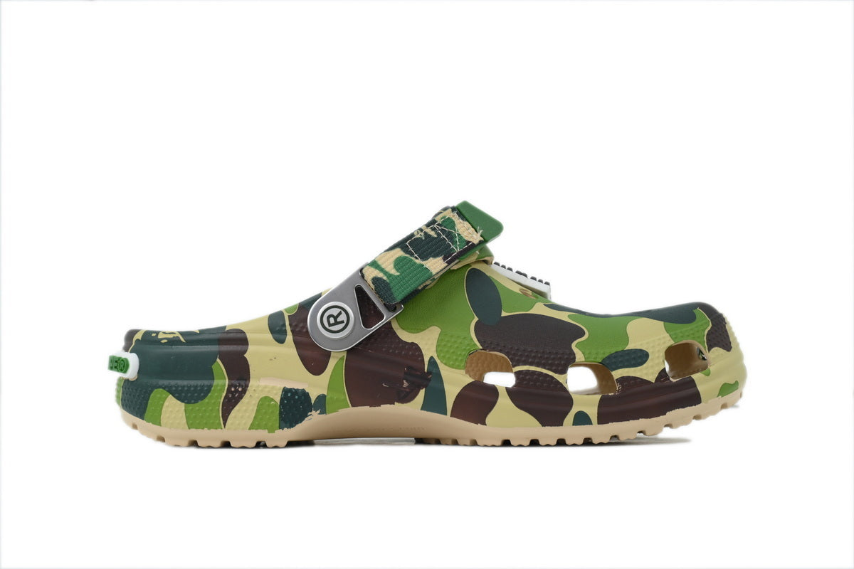 Crocs Classic Clog A Bathing Ape ABC Camo Green 209627-212 2